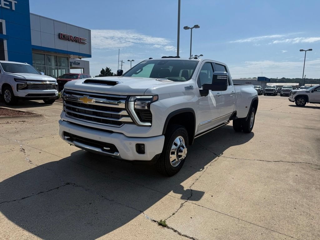 2026 Chevrolet Silverado 3500 HD High Country DRW