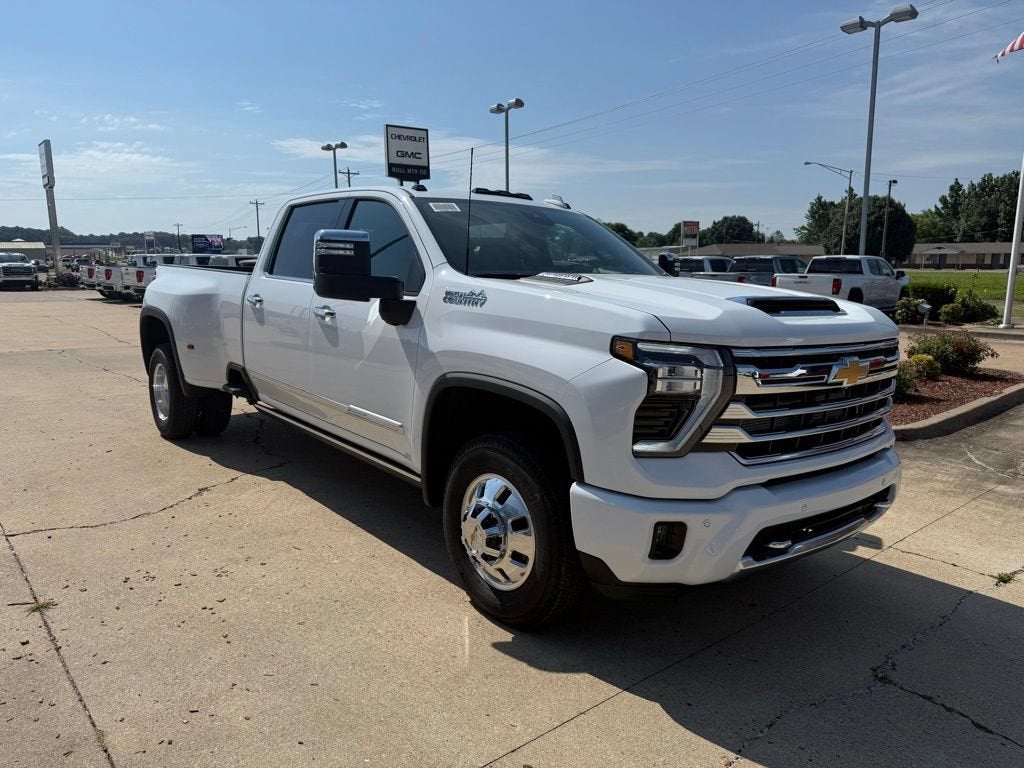 2026 Chevrolet Silverado 3500 HD High Country DRW