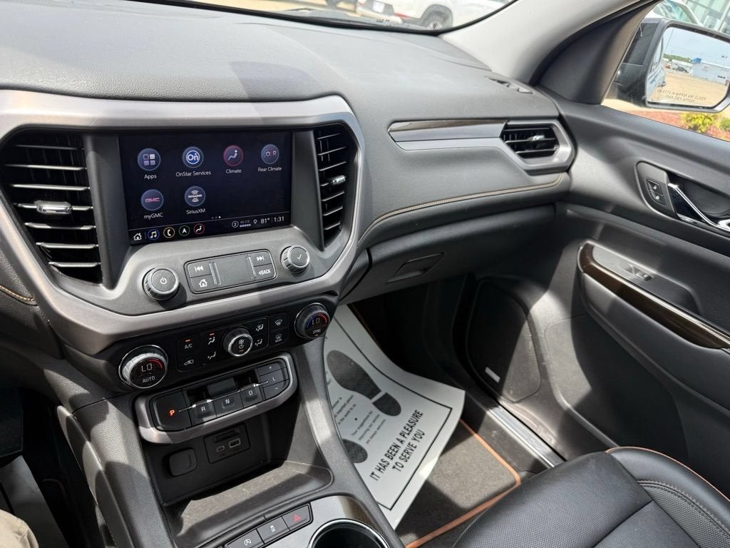 2023 GMC Acadia AT4