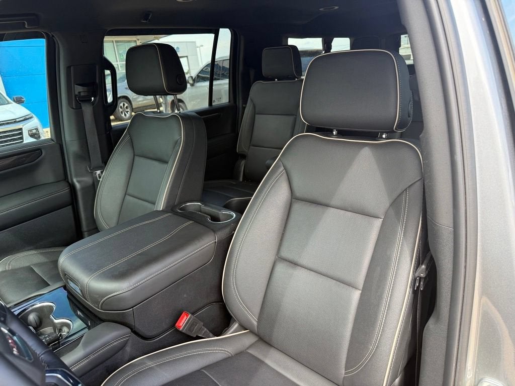 2025 GMC Yukon XL Elevation