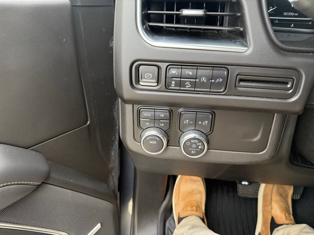 2022 GMC Yukon AT4